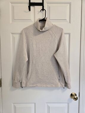Varley Women's Atlas Pullover In Color Sand Size XS